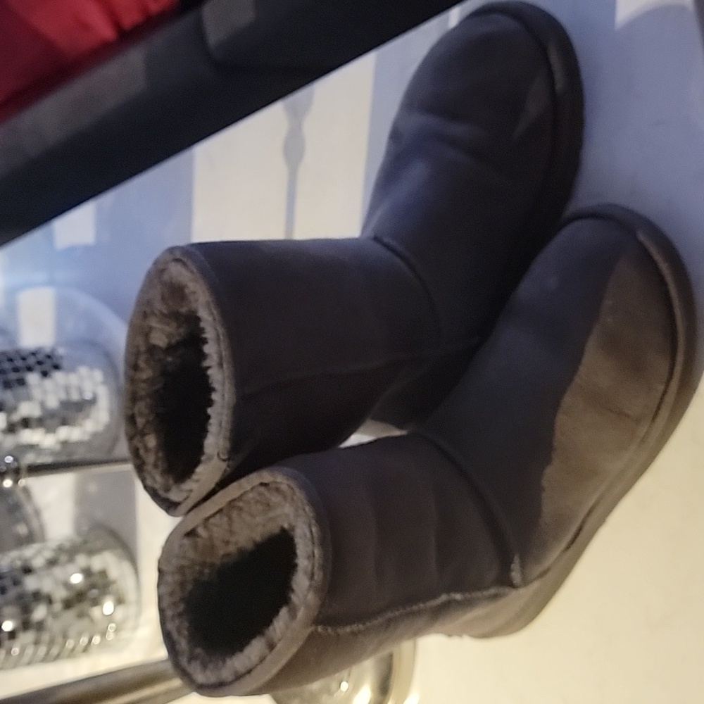 UGG Gray Shearling Boots size usa 7 - Picture 8 of 13